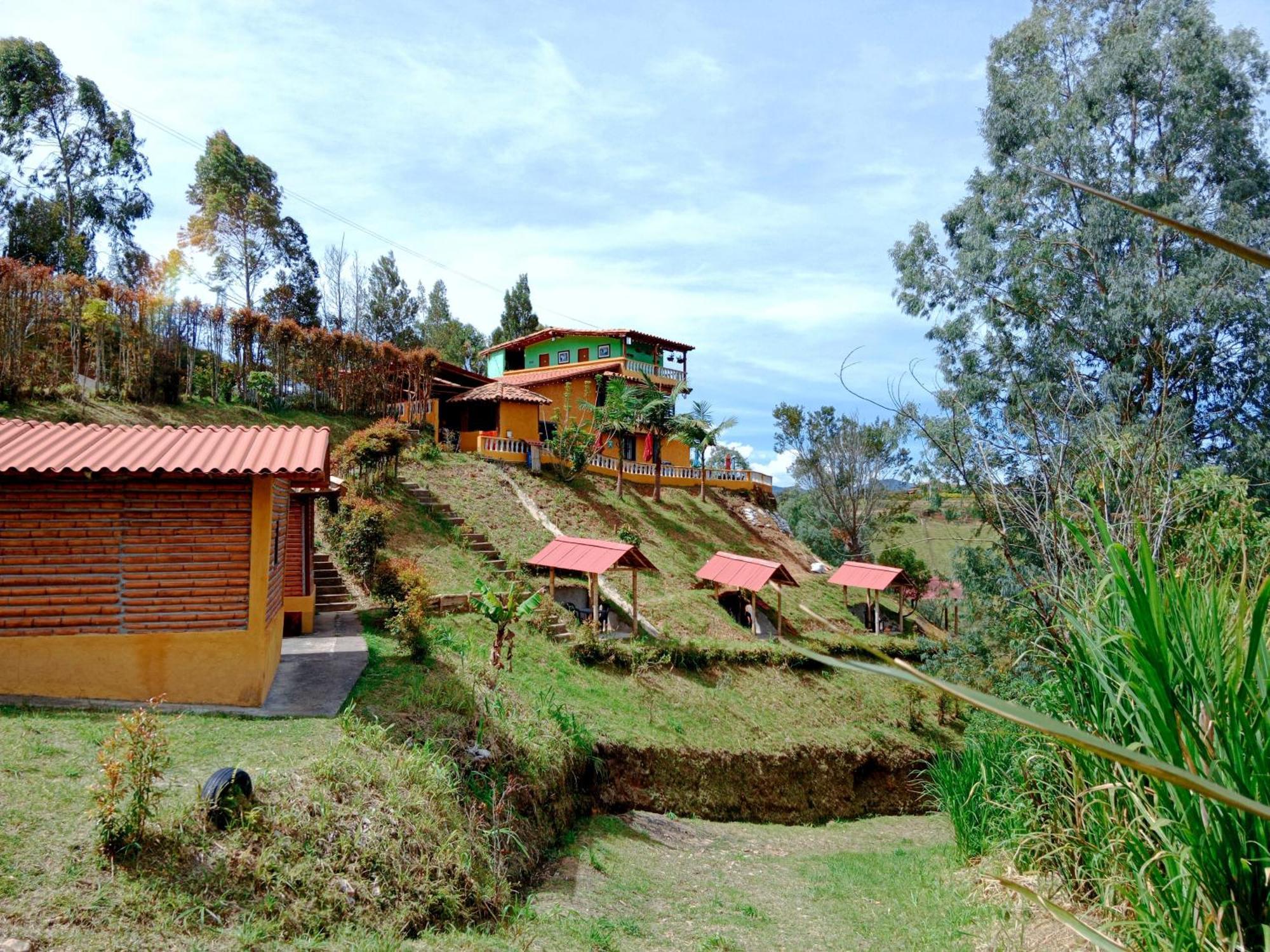 Vista Hermosa Eco Hostal Carmen de Viboral Luaran gambar