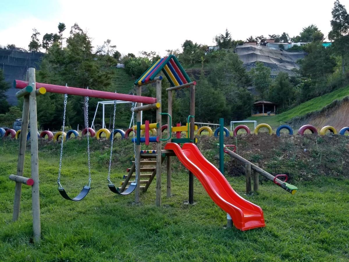 Vista Hermosa Eco Hostal Carmen de Viboral Luaran gambar